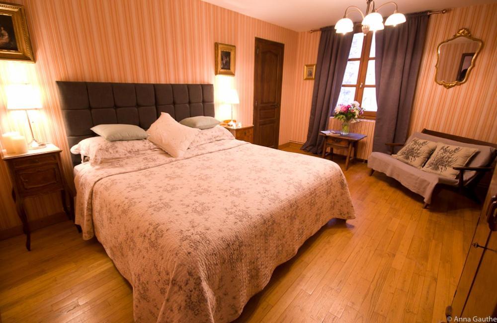 Bed and Breakfast Le Cheval Blanc Saint-Antonin Exteriér fotografie